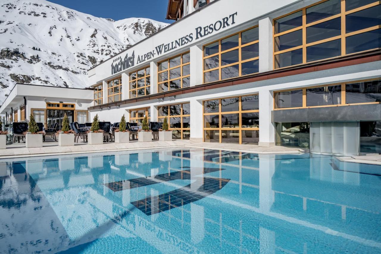 Alpen-Wellness Resort Hochfirst 오베르구르글 외부 사진
