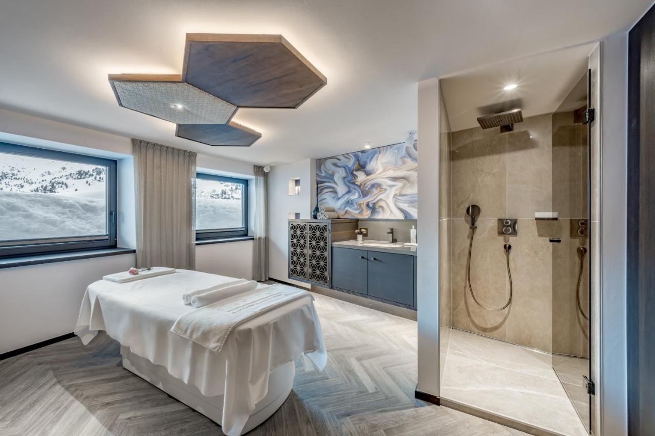 Alpen-Wellness Resort Hochfirst 오베르구르글 외부 사진